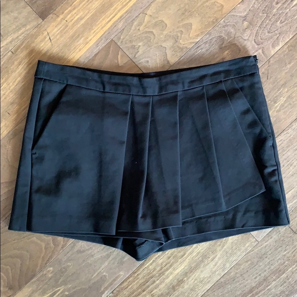 Black Zara Skort